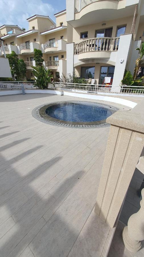 Apartment Pearl Park Residence Paphos Exterior photo